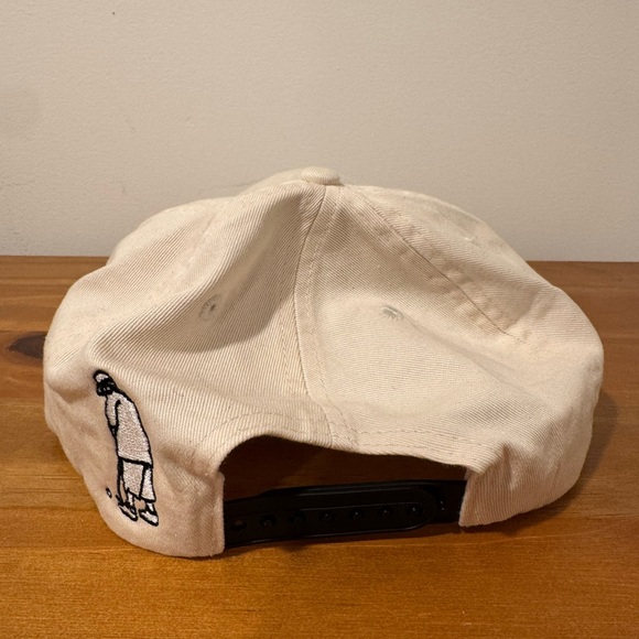 Paré Golf Cap - Picture 2 of 3